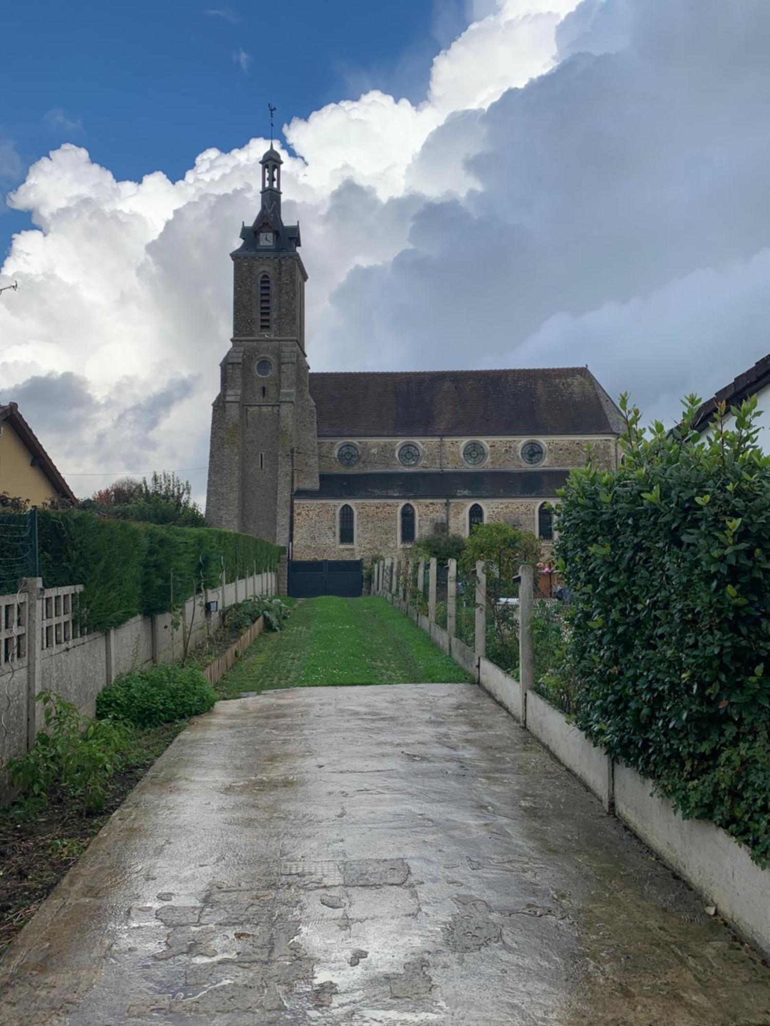 Chez Fifi&Stella Hotel Neufmoutiers-en-Brie ภายนอก รูปภาพ