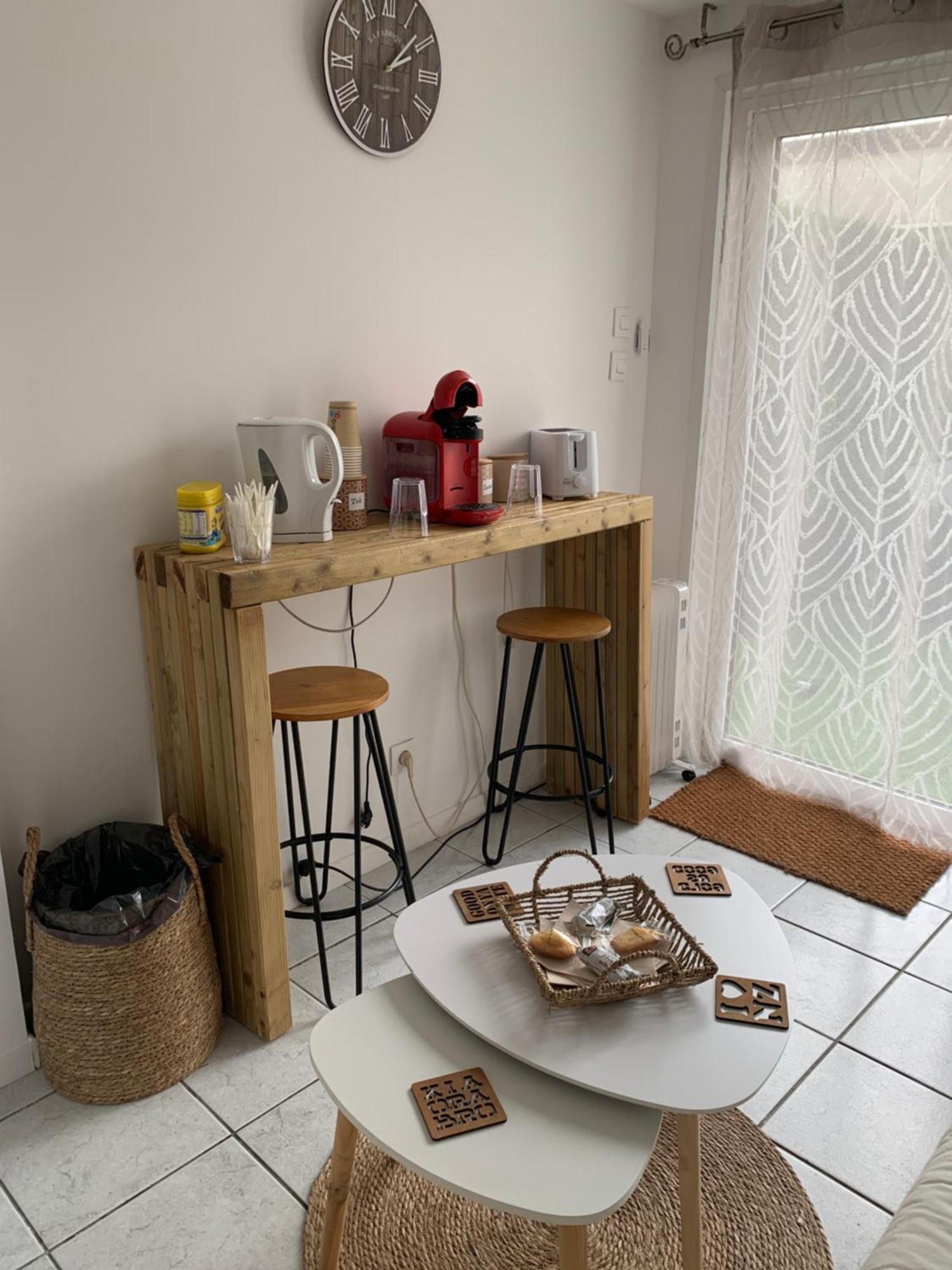 Chez Fifi&Stella Hotel Neufmoutiers-en-Brie ภายนอก รูปภาพ