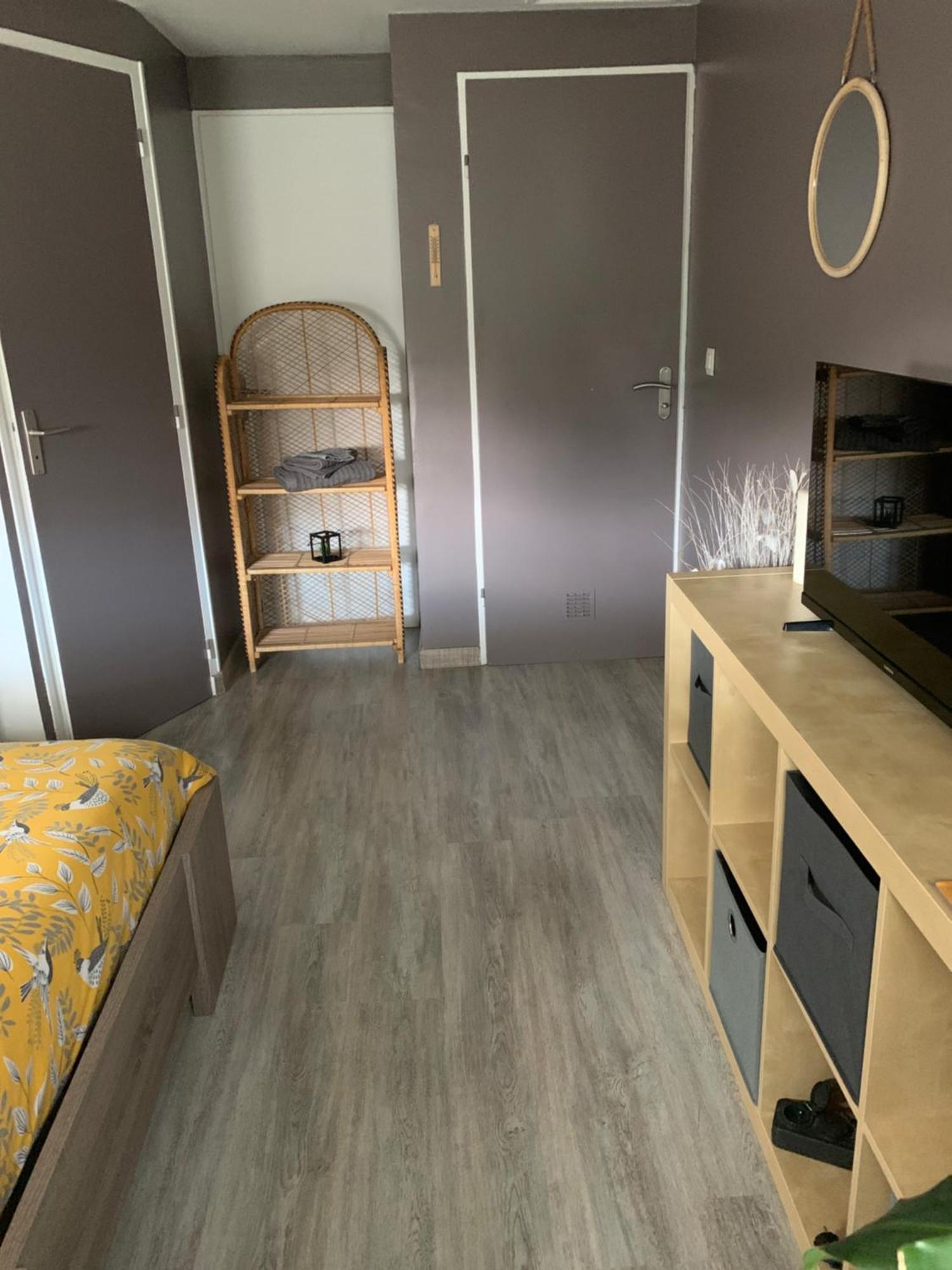 Chez Fifi&Stella Hotel Neufmoutiers-en-Brie ภายนอก รูปภาพ