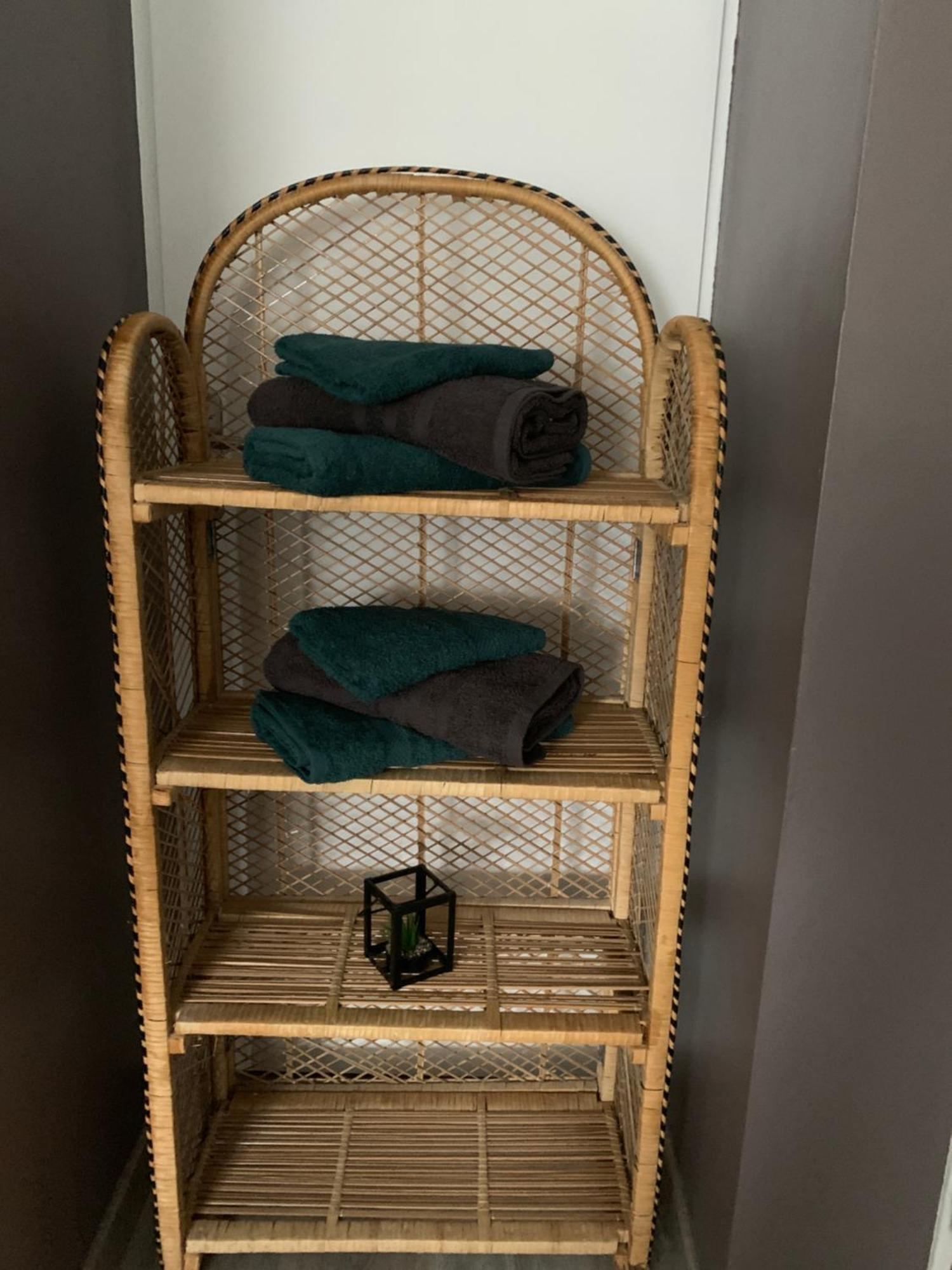 Chez Fifi&Stella Hotel Neufmoutiers-en-Brie ภายนอก รูปภาพ