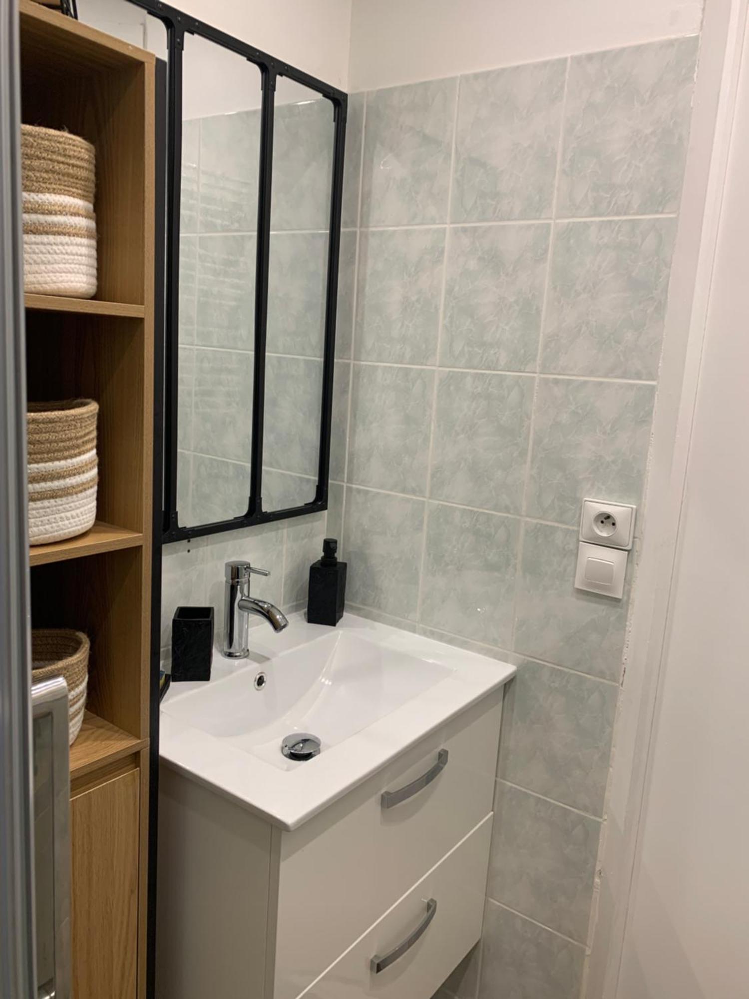 Chez Fifi&Stella Hotel Neufmoutiers-en-Brie ภายนอก รูปภาพ